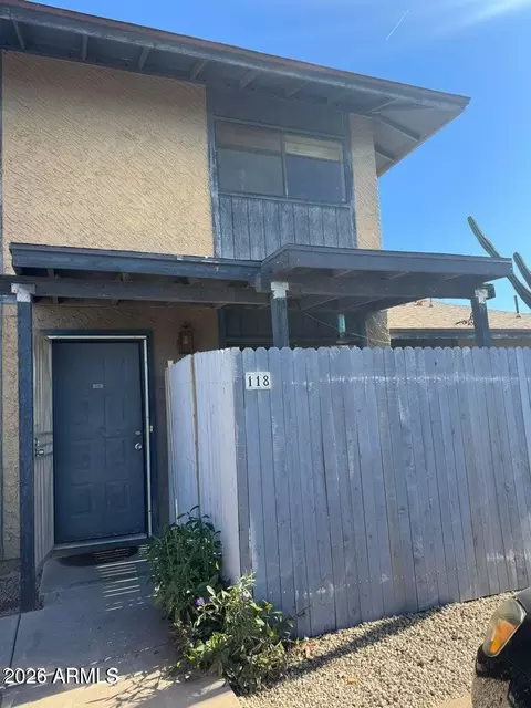 286 W Palomino Dr #118, Chandler, AZ 85225