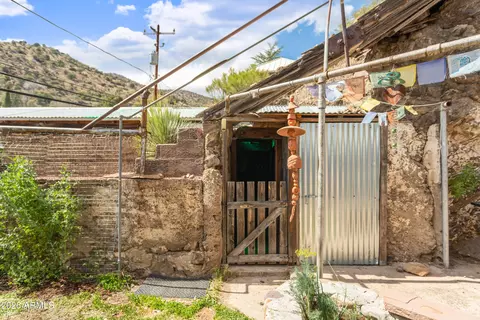 Exterior - 425 Garden Ave, Bisbee, AZ 85603 photo 9 of 11