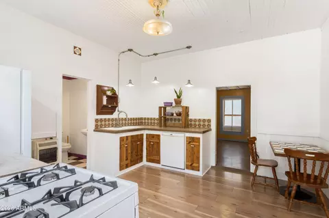 Kitchen - 425 Garden Ave, Bisbee, AZ 85603 photo 3 of 3