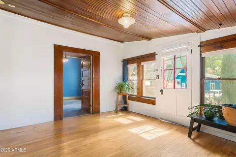 Entry Way - 425 Garden Ave, Bisbee, AZ 85603 photo 2 of 4