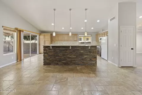 Kitchen - 4025 W Wethersfield Rd, Phoenix, AZ 85029 photo 1 of 6