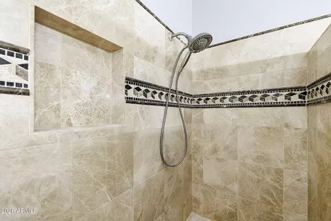 Bath - 4025 W Wethersfield Rd, Phoenix, AZ 85029 photo 5 of 7