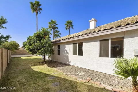 Exterior - 4025 W Wethersfield Rd, Phoenix, AZ 85029 photo 8 of 8