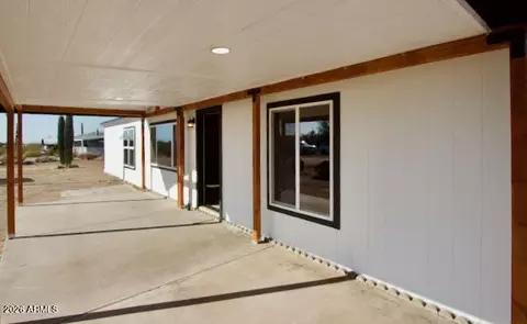 Exterior - 1470 S Bowman Rd, Apache Junction, AZ 85119 photo 3 of 6