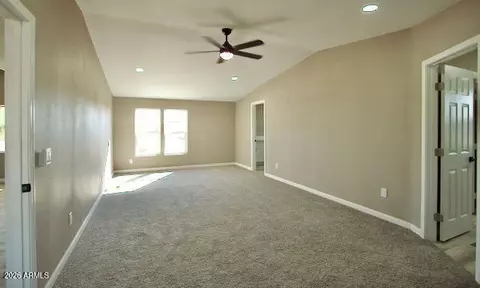 Living - 1470 S Bowman Rd, Apache Junction, AZ 85119 photo 2 of 2