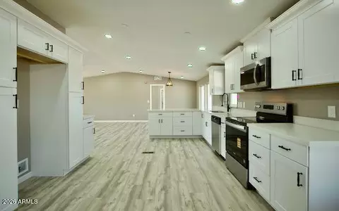 Entry Way - 1470 S Bowman Rd, Apache Junction, AZ 85119 photo 1 of 2