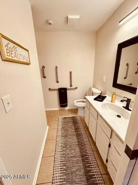 Bath - 4329 E Capri Ave #212, Mesa, AZ 85206 photo 1 of 3