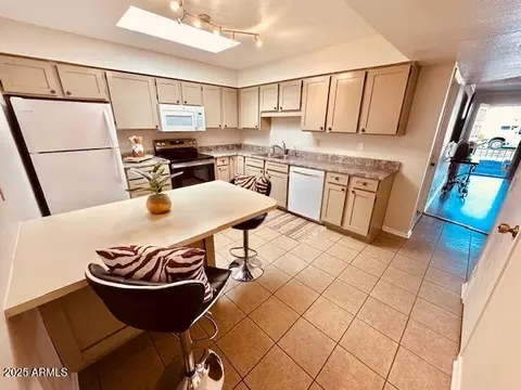 Kitchen - 4329 E Capri Ave #212, Mesa, AZ 85206 photo 1 of 1