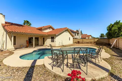 7739 W Cholla St, Peoria, AZ 85345