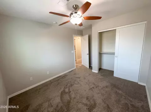 Bedroom - 1099 E Sourwood Dr, Gilbert, AZ 85298 photo 5 of 7