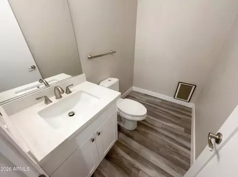 Bath - 1099 E Sourwood Dr, Gilbert, AZ 85298 photo 1 of 4