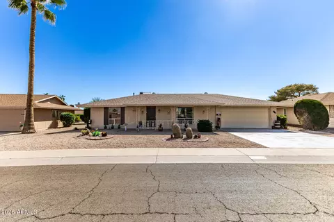 9227 W Meadow Hills Dr, Sun City, AZ 85351