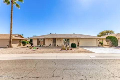 9227 W Meadow Hills Dr, Sun City, AZ 85351
