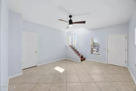 Living - 3006 E Kings Ave, Phoenix, AZ 85032 photo 1 of 2