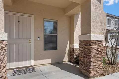 Exterior - 3006 E Kings Ave, Phoenix, AZ 85032 photo 7 of 10