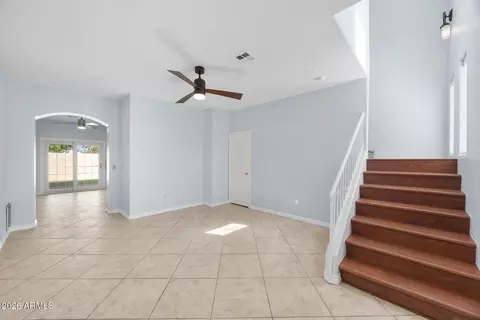 Living - 3006 E Kings Ave, Phoenix, AZ 85032 photo 2 of 2
