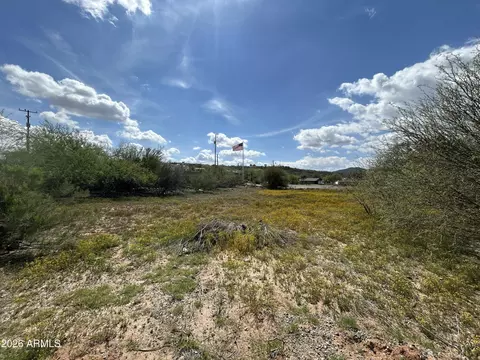19065 E K Mine Rd #1, Black Canyon City, AZ 85324