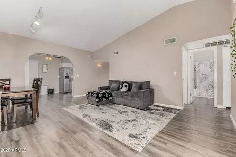 2511 W Willow Ave, Phoenix, AZ 85029