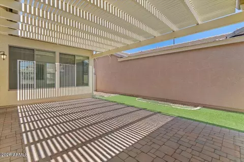 Exterior - 4636 E Maplewood St, Gilbert, AZ 85297 photo 6 of 9