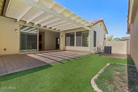 Exterior - 4636 E Maplewood St, Gilbert, AZ 85297 photo 4 of 9