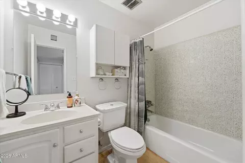 Bath - 5449 W Thomas Rd, Phoenix, AZ 85031 photo 2 of 2