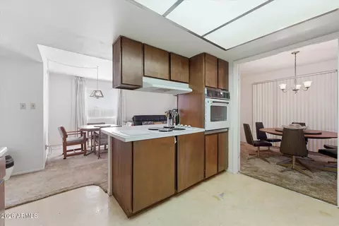 Kitchen - 5449 W Thomas Rd, Phoenix, AZ 85031 photo 3 of 5