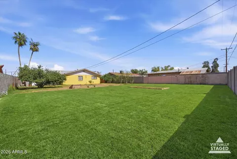 Exterior - 5449 W Thomas Rd, Phoenix, AZ 85031 photo 6 of 6