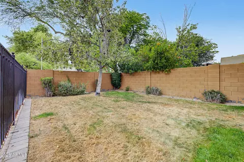 Exterior - 6012 N 3rd St, Phoenix, AZ 85012 photo 8 of 9