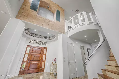Entry Way - 6012 N 3rd St, Phoenix, AZ 85012 photo 3 of 4