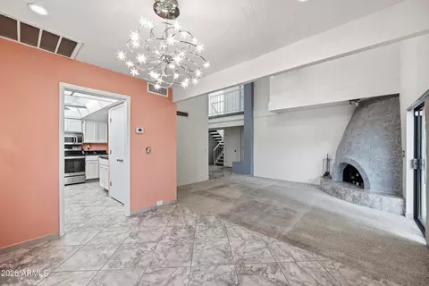 Dining - 718 E Peoria Ave, Phoenix, AZ 85020 photo 2 of 2
