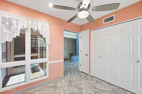 Entry Way - 718 E Peoria Ave, Phoenix, AZ 85020 photo 4 of 11