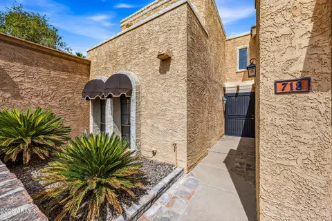 Exterior - 718 E Peoria Ave, Phoenix, AZ 85020 photo 1 of 9