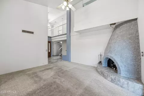 Living - 718 E Peoria Ave, Phoenix, AZ 85020 photo 2 of 2