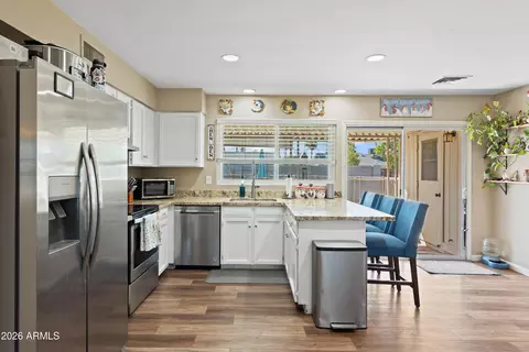 1527 W Alamo Dr, Chandler, AZ 85224