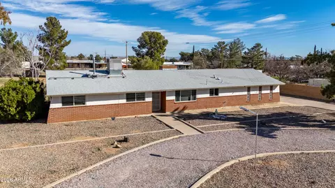 2933 Cardinal Dr, Sierra Vista, AZ 85635