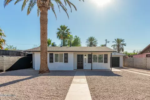 830 S Greenleaf Ln, Avondale, AZ 85323