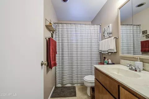 Bath - 4023 E Clovis Cir, Mesa, AZ 85206 photo 1 of 5