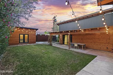 Exterior - 358 E Whitton Ave, Phoenix, AZ 85012 photo 6 of 11