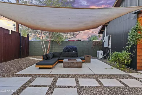 Exterior - 358 E Whitton Ave, Phoenix, AZ 85012 photo 10 of 11