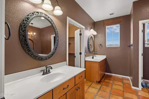 Bath - 10379 E Blue Sky Vis, Hereford, AZ 85615 photo 1 of 3