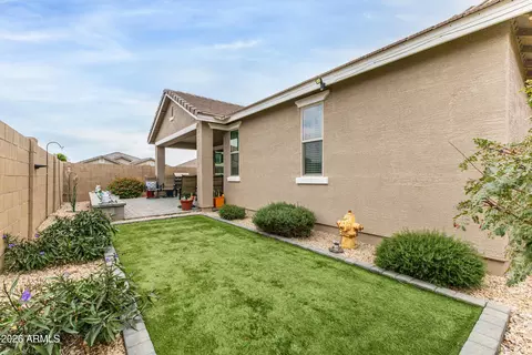 Exterior - 3136 E Quartz St, Mesa, AZ 85213 photo 8 of 8
