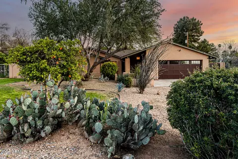 2115 W Shawnee Dr, Chandler, AZ 85224