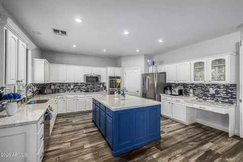 Kitchen - 1714 E Kramer St, Mesa, AZ 85203 photo 1 of 5