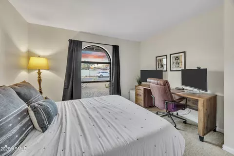 Bedroom - 121 E Pershing Ave, Phoenix, AZ 85022 photo 3 of 5