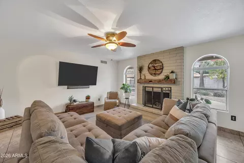Living - 121 E Pershing Ave, Phoenix, AZ 85022 photo 2 of 2