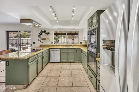 Kitchen - 121 E Pershing Ave, Phoenix, AZ 85022 photo 2 of 2