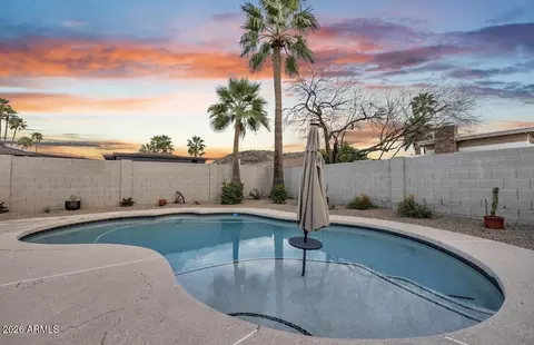 Exterior - 121 E Pershing Ave, Phoenix, AZ 85022 photo 4 of 5