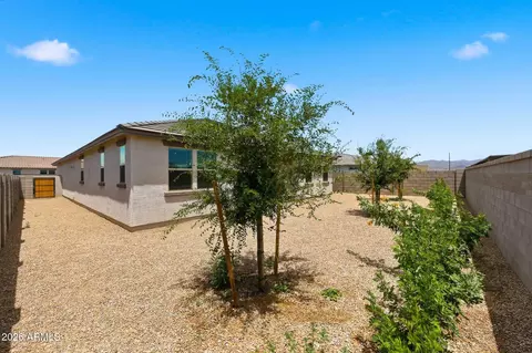 Exterior - 4875 S 239th Dr, Buckeye, AZ 85326 photo 6 of 7
