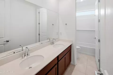 Bath - 4875 S 239th Dr, Buckeye, AZ 85326 photo 2 of 3