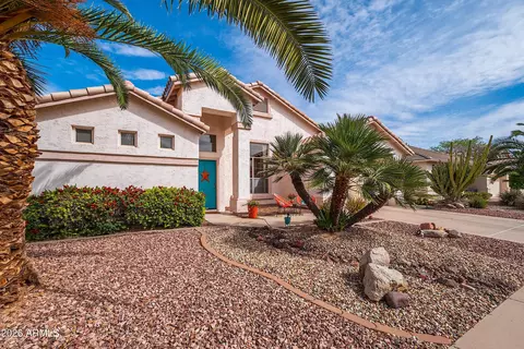 17636 W Weatherby Dr, Surprise, AZ 85374